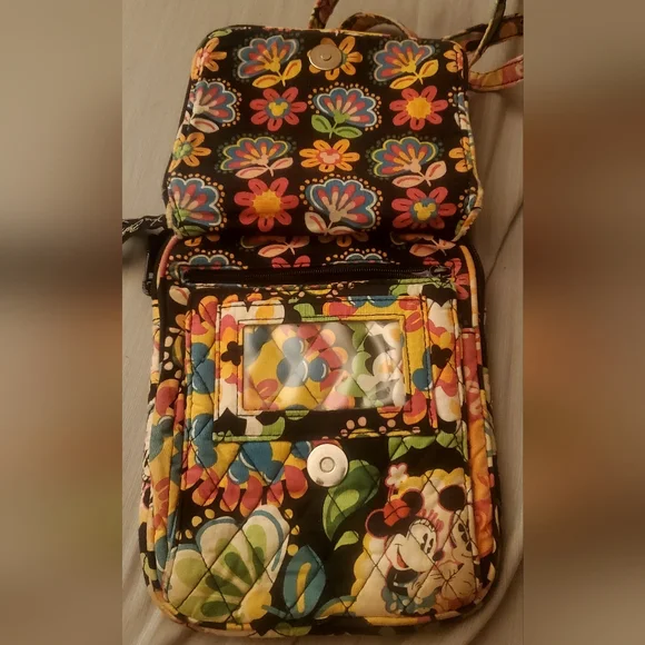 VERA Bradley Disney Mickey Mouse Crossbody Bag - Picture 3 of 8